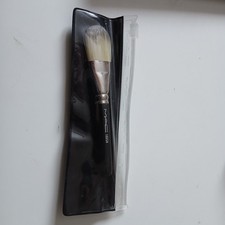 BNIB MAC Make Up Brush