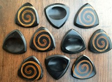 10 unique Triangular Horn