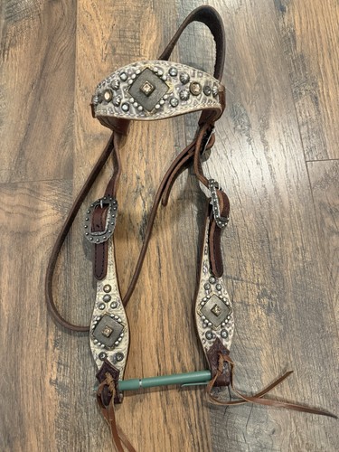 New heritage brand - new, bling