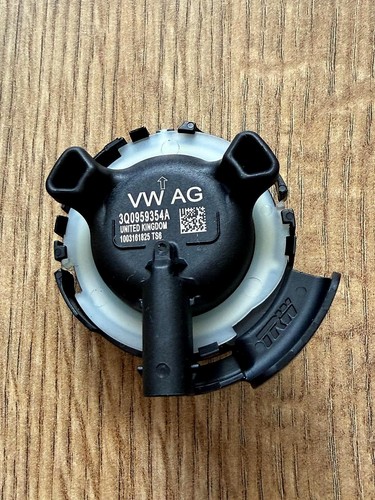 Genuine volkswagen passat - vw,