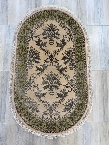 Vintage hand knotted oval wool - knotted,