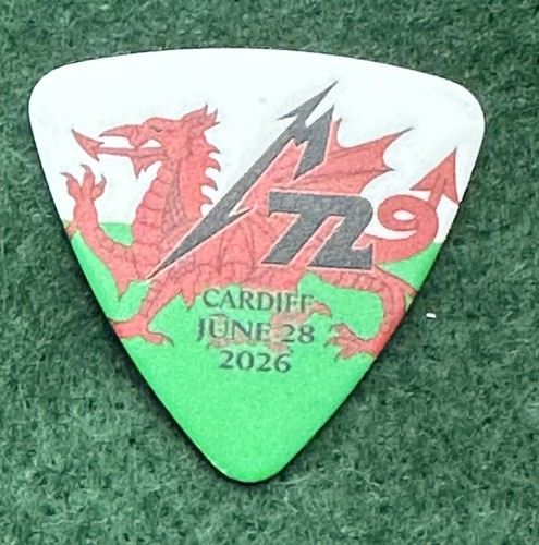Guitar pick metallica - pick, /
