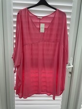 BNWTS. PAPAYA. SIZE XL. PRETTY