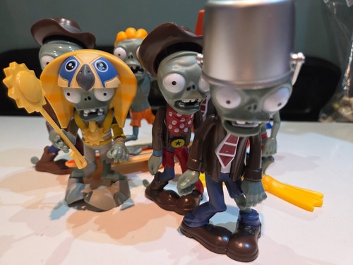 Plants zombies toy set - zombies,
