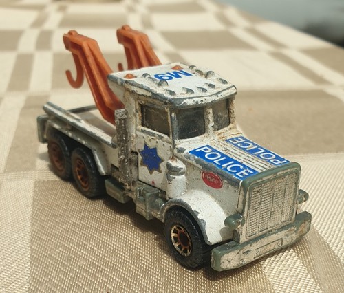 Vintage 1981 matchbox - 1981,