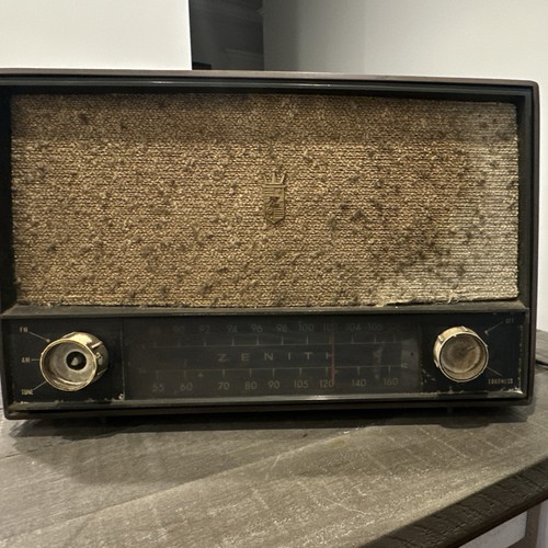 Zenith radio tuning dial - am/fm,