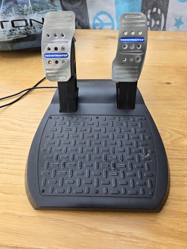 Thrustmaster t300 pedal set - thrustmaster, 2-pedal