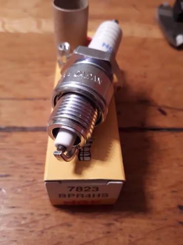Genuine ngk bpr4hs - genuine, #7823