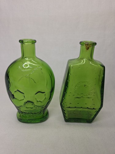 Vintage wheaton green - green, skull