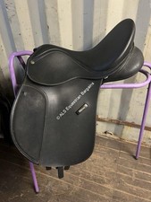 17” Wintec Wide Black GP