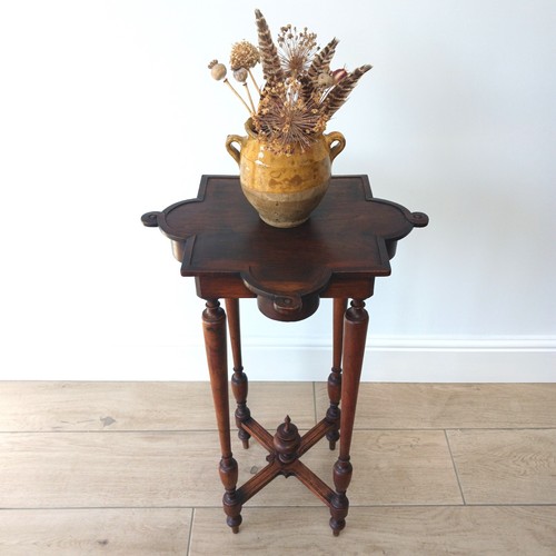 Elegant antique vintage french - elegant, antique/vintage