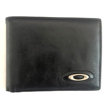 RARE OAKLEY LEATHER WALLET