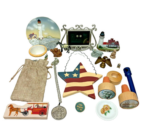 Collectibles lot lighthouse - collectibles,