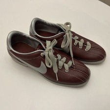 Vintage 1980s Nike burgundy