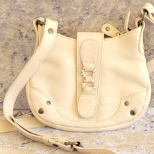 ORIANO Cream Shoulder