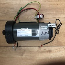 REEBOK ZR10 TREADMILL MODEL-RE1-12021BK ( MOTOR P.M.D.C. 2.0HP FOR SALE ONLY )