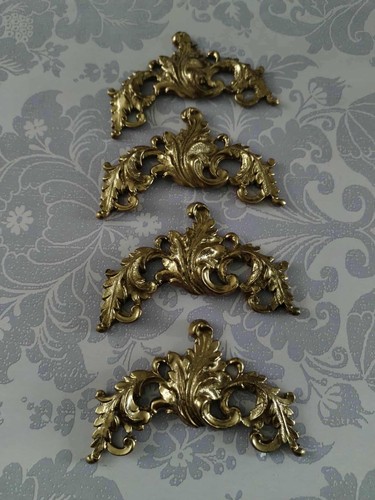 Gilded resin furniture - x,