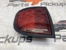 2014 Mitsubishi L200 Barbarian Passenger Side Reflector On Tub 2006-2015