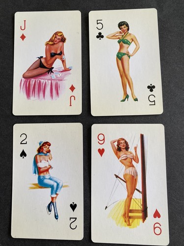 Set pin girls playing - girls,