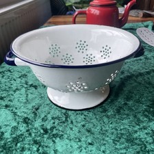 vintage white Kitchen Cooking