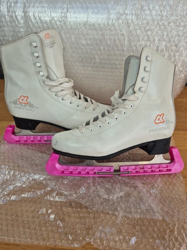 Ladies size white - 8, figure