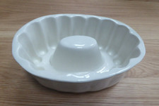 Vintage cream ceramic jelly - cream,