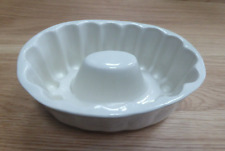 Vintage Cream Ceramic Jelly Mould Scalloped Edge