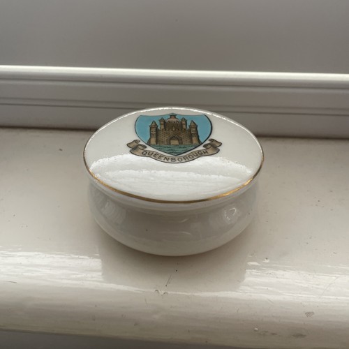 Goss crested ware - crested,