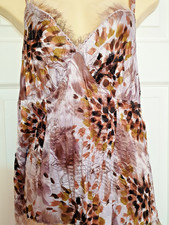Ladies Top. Size 14. Jeff &
