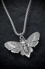 Deaths Head Hawkmoth/ Death