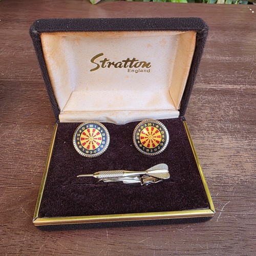 Vintage stratton dartboard - vintage,