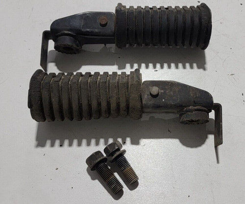 Rear foot pegs 1979 suzuki - pegs,