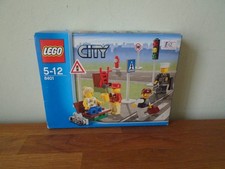 Lego City 8401 - Minifigure Collection- 100% Complete, Minifigs,  Instructs, Box