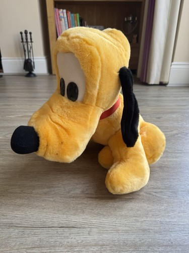 Walt disney world - world, pluto