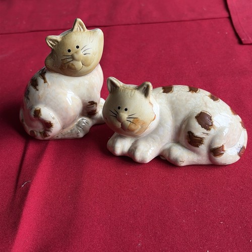 Cat ornaments hollow - x, clay