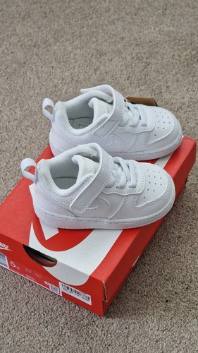Boys girls nike trainers size - trainers,