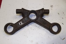 NORTON INTERNATIONAL INTER FRONT FORK TOP YOKE 12