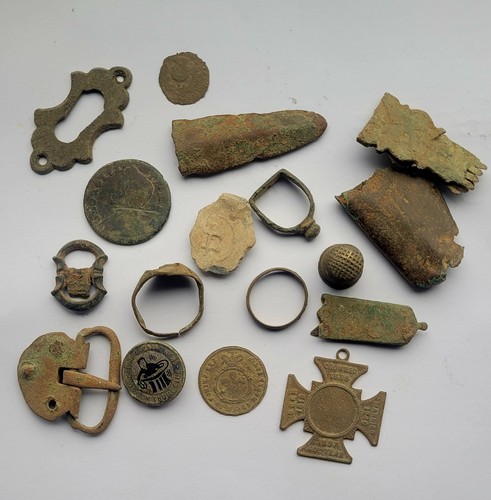 Metal detecting finds job lot - detecting,