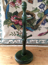 SIX STAND GREEN WOODEN MUG