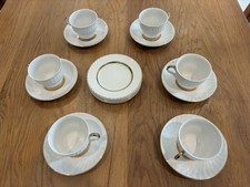 Enoch Wedgwood - Golden Swirl - 18 Piece Tea Set - 6 Cups 6 Saucers and 6 Plates