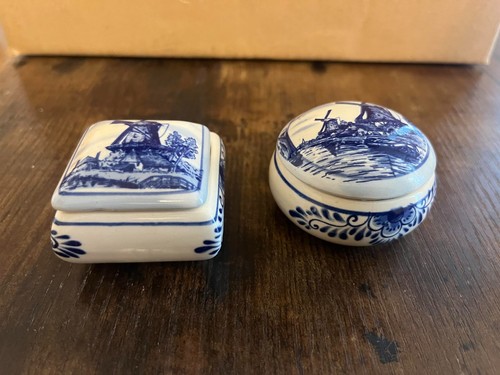 Two small delftware - two,