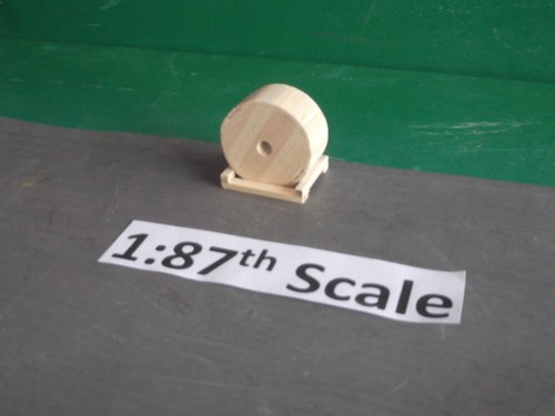 Wooden model truck load 87th - model, 1:87th