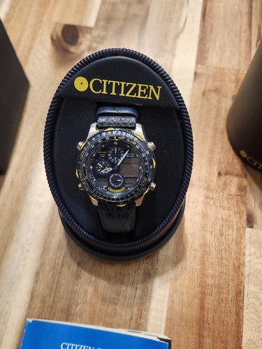 Citizen c300 blue angles - blue,