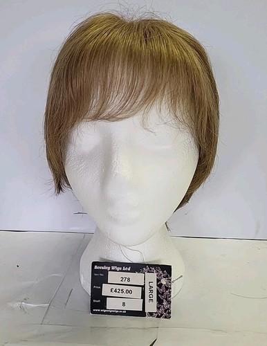 Short ginger blonde layered - short,