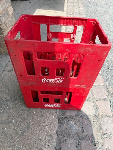Coca cola bottle - x,