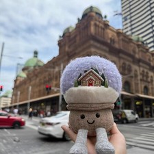 Jellycat Amuseables Snow Globe