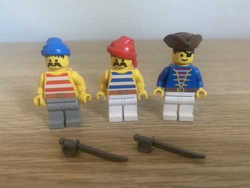 Lego pirate figures from 6257 - from,