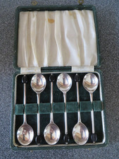 Vintage Boxed Set Of 6 Yeoman Plate Silver Plated EPNS Coffee Bean Tea Spoons