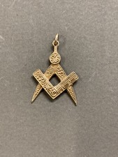 Freemason Pendant 9ct c1979