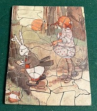 Vintage Tucks Zig-Zaw Wooden